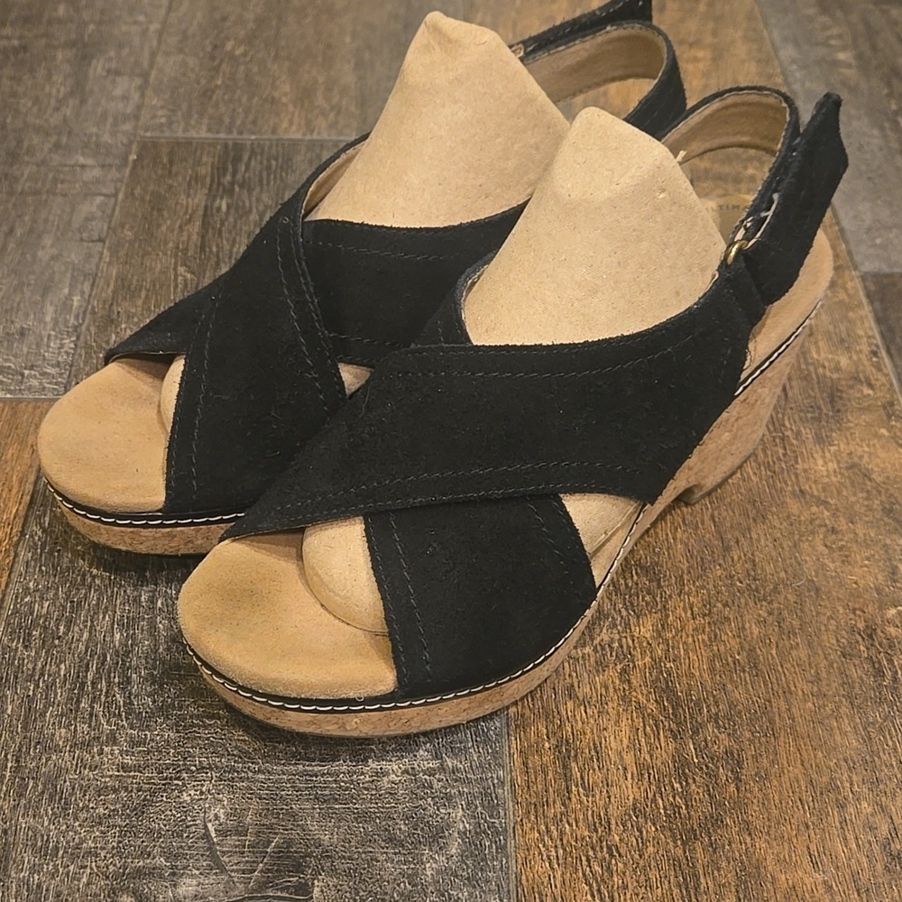 Clarks Giselle Sandal - Picture 3 of 15